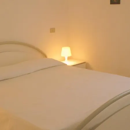 Residenza La Banchina Feriehus *